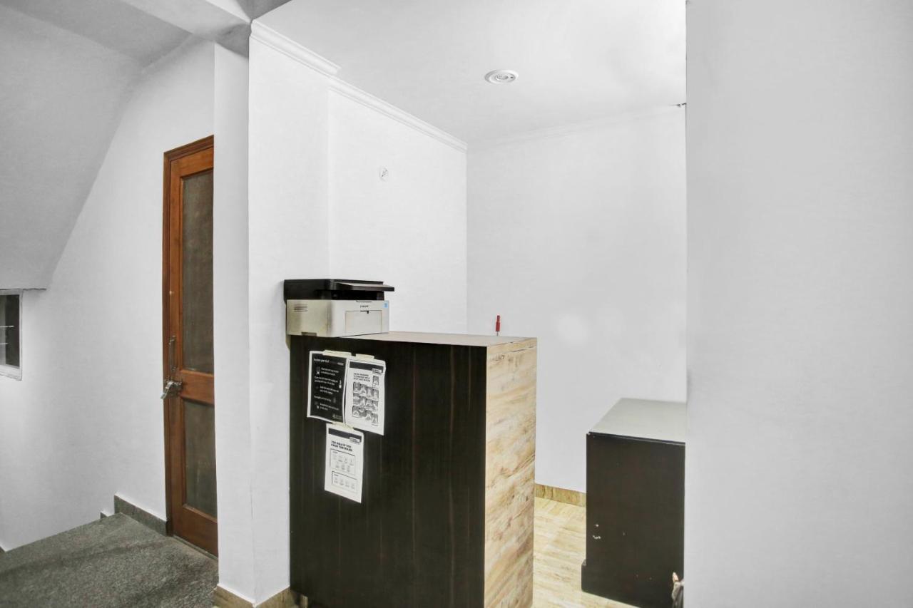 Oyo 82100 Golden Residency Noida Kültér fotó